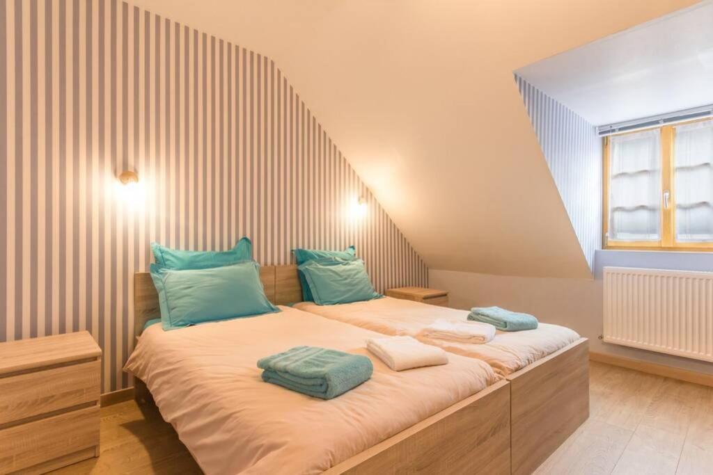 Belena Gold Coast Villa Beaune  Eksteriør billede